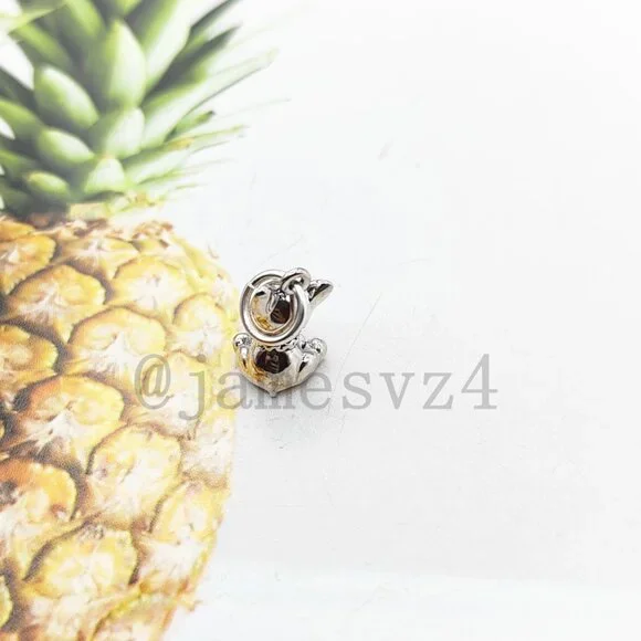 Pandora Bulldog Puppy Charm - Picture 3 of 4